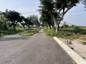 đất thổ cư sát biển và vingroup cần giờ, 595m2 đường nhựa 16m, xây dựng tự do