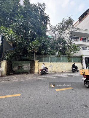 siêu vị trí mt nguyễn văn thủ quận 1. dt 14 x 26m - cn 364m2 - ctxd 2 hầm - 10 tầng - giá 115 tỷ