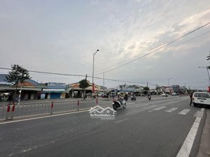 cho thuê 15m mặt tiền cmt8, biên hoà, 400m2, vị trí đắc địa