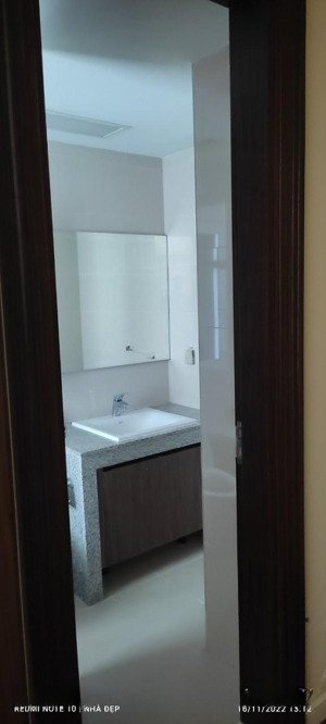 cho thuê liền kề splendora 4pn, 4wc, 16 triệu, 126 m2, full đồ giá tốt nhất. lh 