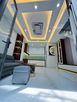 nhà q7 sát q4 căn góc 2 mặt hẻm thông huỳnh tấn phát