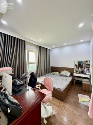 Chính chủ gửi bán căn hộ tầng 15, view hồ tại Thanh Hà-Hà Đông