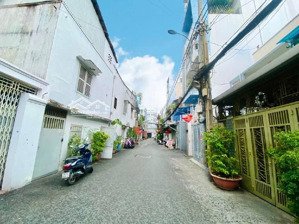 chỉ 5.8 tỷ, sở hữu nhà cấp 4 dt 103.5m2 (7 x 15) quận 7, xây mới hoặc xây chdv