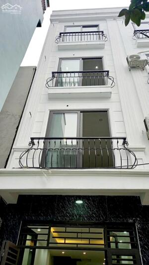 Cho thuê nhà ngõ 157 Hữu Hưng, Tây Mỗ, Nam Từ Liêm 30m x 5T FULL ĐỒ giá 12 triệu