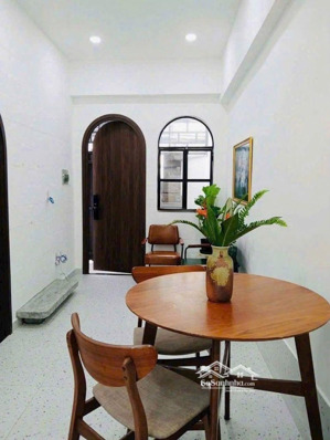 nhà đẹp ngang 5,2m 2pn chỉ 4,7 tỷ-- hẻm 4m huỳnh tấn phát nhà bè