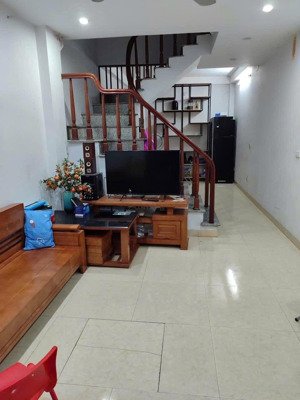cho thuê nhà ngõ 541 bát khối -9 triệu