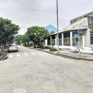 chủ gửi cần bán gấp nền 7x21,5m mt 6a đối diện công viên cạnh vinhomes, giá tốt chỉ 8,8 tỷ