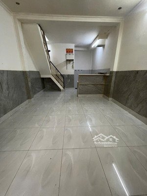 cho thuê nhà nguyên căn hẻm 258 trần hưng đạo, phường nguyễn cư trinh quận 1
