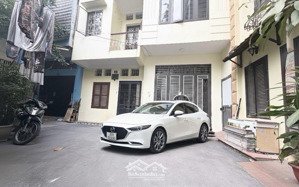 bán nhà phố phương mai ngõ ô tô 7 chỗ đỗ cửa. nhà dân xây 2 thoáng giá tốt