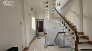 cần bán gấp nhà mặt tiền đường phạm văn thuận