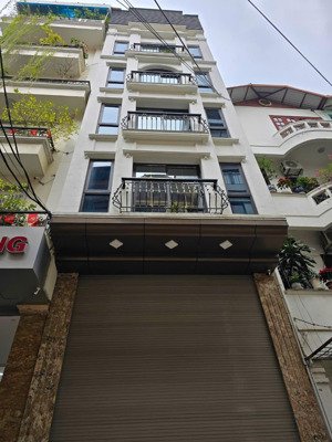 bán gấp ccmn phố nguyễn hoàng vỉa hè đá bóng, ô tô tránh; thang máy 79m, 9 tầng, giá 44.x tỷ.