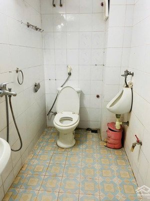 cho thuê nhà lâu dài, thích hợp cho hộ gia đình, kinh doanh, mở văn phòng