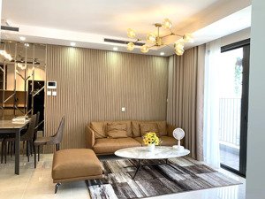 cho thuê căn hộ chung cư vinhomes d''capitale, trần duy hưng, tòa c7, 2 phòng ngủ, đầy đủ nội thất.