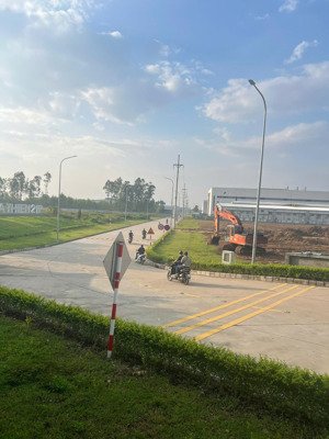 bán đất trung mầu - trung mỹ - cách cổng kcn bá thiện ii ~ 100m