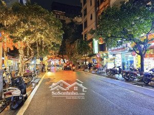 mặt phố hàng thùng 4 tầng 67 tỷ vị trí rất đẹp sổ vuông chính chủ