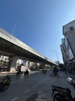 mặt phố minh khai - kinh doanh sầm uất - vỉa hè đá bóng - cỗ máy in tiền 6 tầng thang máy