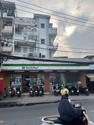 mặt tiền lê đức thọ có dòng tiền ổn định