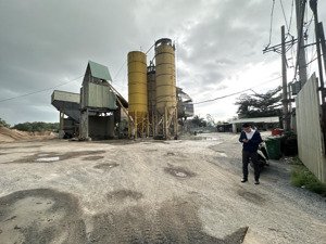 bán đất mặt tiền đường liên xã, sau giáp sông, bên hông giáp rạch chết