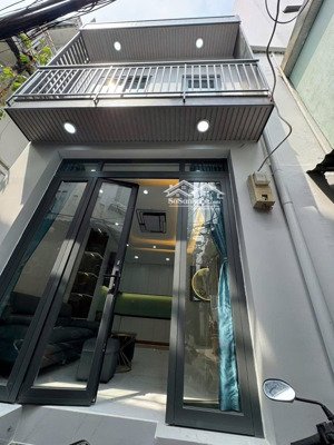 bán nhà đẹp căn góc hẻm thông bùi văn ba - quận 7