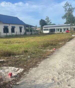 CHÍNH CHỦ CẦN BÁN GẤP LÔ ĐẤT NGAY TT XÃ VINH THANH, PHÚ VANG, THỪA THIÊN HUẾ