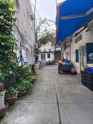 bán nr tại lê văn quới, 4,45 tỷ, 44m2, 2pn, 3wc, pháp lý đầy đủ, giá siêu hời