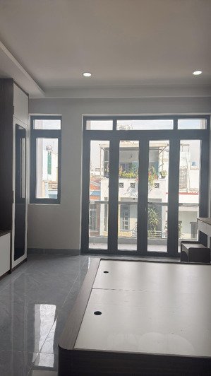 bình tân nhà 5 tầng, giá 7.4tỷ. giá cũ: 7.8tỷ diện tích: 70m2 (4m x 17.5m)