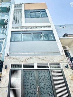 hẻm 4,5m âu cơ , hẻm thông ôtô quay đầu thoải mái , sát lạc long quân , tiện ích bao quanh .