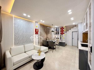 nhà đẹp 3 tầng - giá tốt nhất khu vip phan xích long - phú nhuận - chỉ nhỉnh 6 tỷ