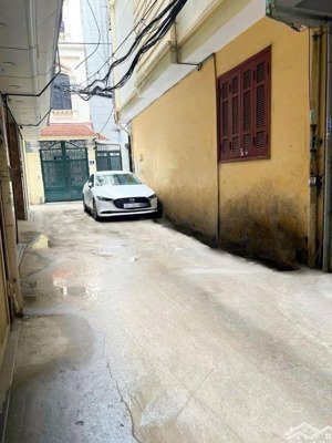 bán nhà yên hoà tt cầu giấy, ô tô đậu cửa, ngõ ô tô tránh, full nội thất, 36m2 chỉ nhỉnh 9 tỷ sổ đỏ