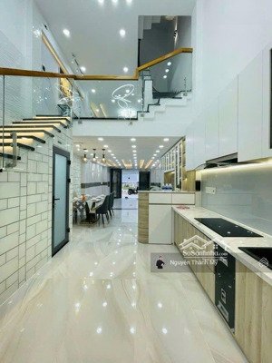 khu vip chợ thạch đà - siêu phẩm 5 tầng - mẫu nhà 2026 - chỉ 8,x tỷ