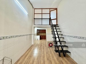 cho thuê 1 trệt 1 lầu đường thạnh lộc 29 cách đại học nguyễn tất thành 6 phút