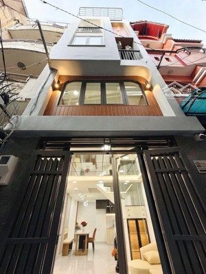 bán nhà hoàng văn thụ pn, 5 tầng, full nội thất sang xịn mịn, nở hậu tài lộc, nhích 8 tỷ