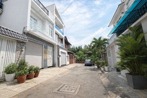 ngang hiếm 6m hxh quay đầu nhà 3 tầng hiệp bình chánh gigamall thủ đức ra phạm văn đồng.