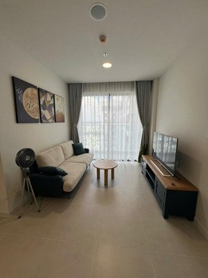 cho thuê căn urban green 1pn full nội thất chỉ cần xách vali vào ở. giá 13tr/ tháng. lh: 