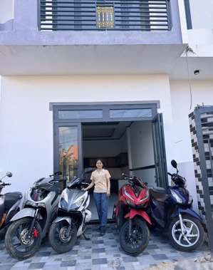 gấp gấp!bán hạ giá299tr căn nhà lầu, giá cực rẻ sát trạm thu phí,kdl bửu long,tp biên hòa,đồng nai.