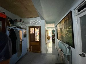 nhà lê văn miến thảo điền , 26 tỷ 2 tầng, 3 phong ngủ, 3 toilet.