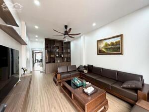 NHÀ PHỐ NGUYỄN CHÍ THANH_10m RA PHỐ_62m2 x 6 TẦNG THANG MÁY_ÔTÔ TRÁNH, ĐỖ CỬA_KINH DOANH, VĂN PHÒNG