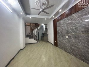 bán nhà mới đẹp phúc lợi, ô tô đỗ cổng, trung tâm, 33m2, rẻ nhất còn sót lại 5,85 tỷ