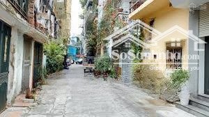 bán đất ba đình (cũ) , phố tân ấp , ngõ thông tư tung , 20m ra đường ô tô tránh , ô tô lùi sát cửa