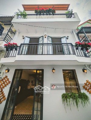 nhà 3 tầng phạm văn chiêu -3pn 3wc -full nội thất sát hẻm xe hơi chỉ 4ty090