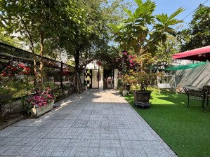 cho thuê nhà 4pn khu đảo vip hoà xuân, có sân vườn rộng