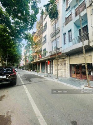 gấp!bán nhà đức diễn,bể bơi từ liêm oto tránh,ngõ thông,dt:40mx5t,mt:4m, giá: 8.4ty