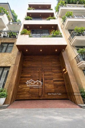 siêu phẩm!nhà cầu diễn,ga tàu điện minh khai,ql32,lô góc,t.máy,dt:40mx6t,mt:5m,8.4ty