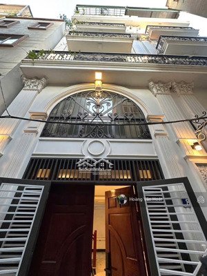 bán nhà 6 tầng aeon cổ linh - ô tô tận cửa - full nội thất sang trọng. lh 