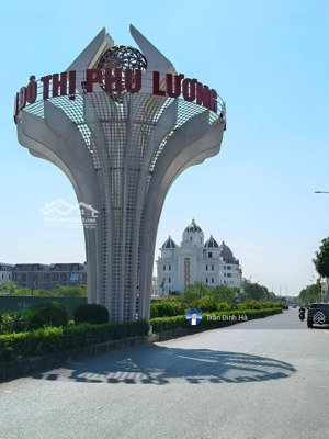 biệt thự 4t, khu đtm phú lương, dt200m2, mt 10m, 39.5 tỷ hà đông. lh 