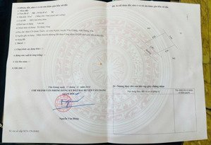 nhỉnh 2tỷ sở hữu 50m ngõ ô tô. cách 30m ra trục chính 2 ô tô tránh tại văn giang