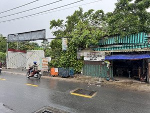 cần bán nhà mặt tiền 1033 xô viết nghệ tĩnh, khu thanh đa, bình thạnh. dt 1700m2, giáp sông sg