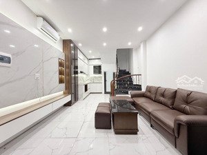 đội cấn gần vạn bảo - cách 10m mặt phố - vị trí vàng - lô góc - full nội thất