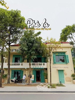 cho thuê nhà mặt phố tại đường nguyễn đình thi với diện tích: 400m2, mặt tiền: 12m, siêu hot!