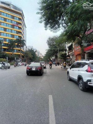 bán nhà xuân la, tây hồ vị trí đắc địa, ba bước ra mặt hồ tây lộng gió.